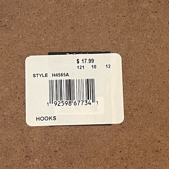 Farmhouse Style Sign with Hooks - Picture 3 of 3